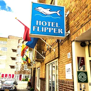 Flipper 2* Amsterdam