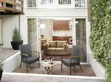 Nova Apartments Amsterdam 4*,
